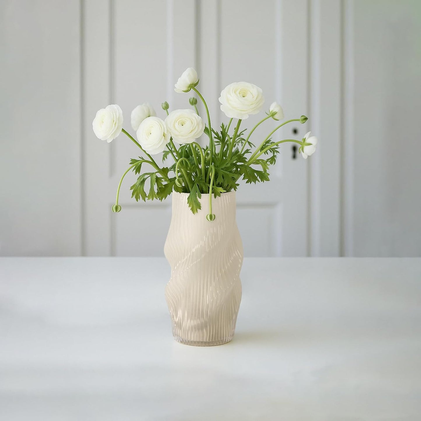 Moderne Handgefertigte Glasvase - Ästhetische Tischdekoration für Zuhause und Büro, Ideal für Rosen und Tulpen