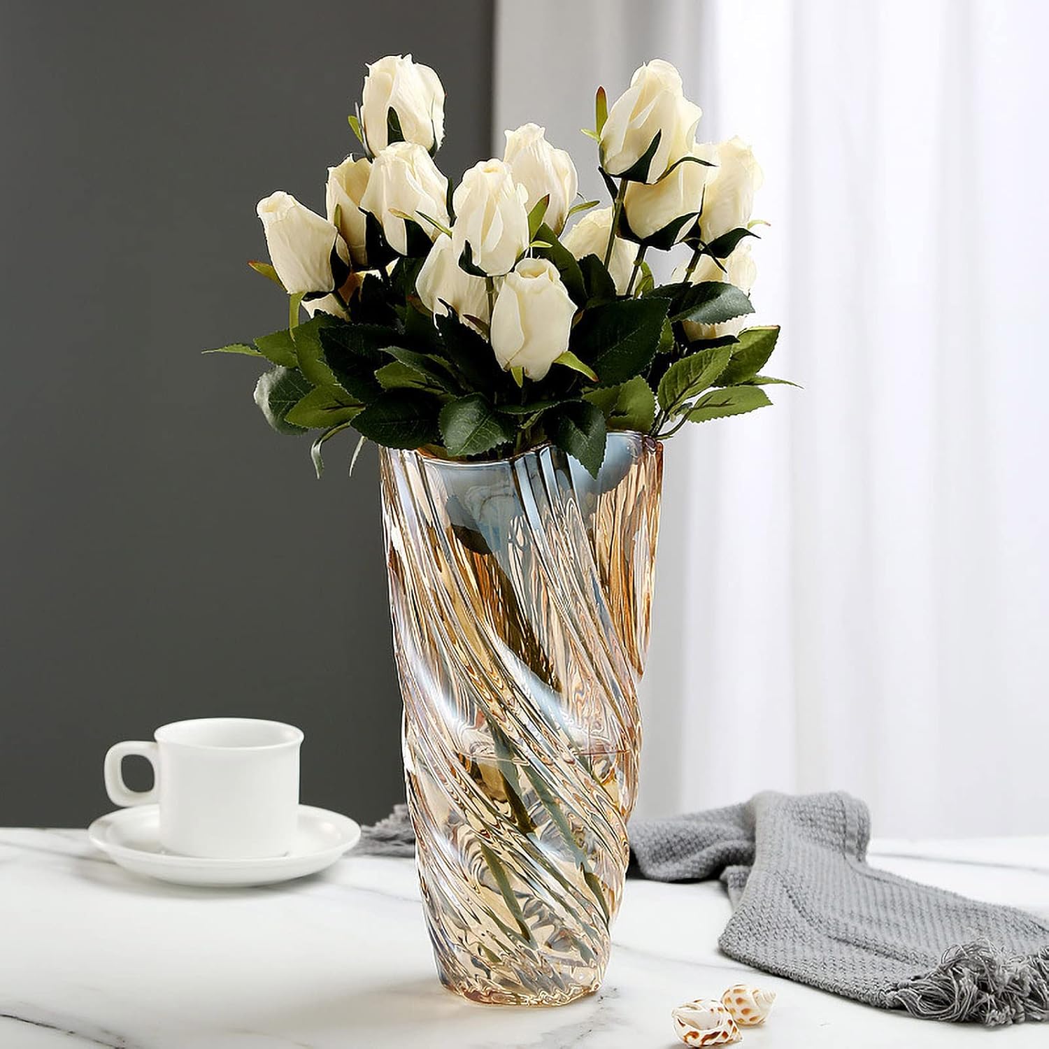 Moderne Minimalistische Blumenvase aus Handgefertigtem Nordischem Glas für Hydrokultur-Dekoration, Ideal für Zuhause, Esstisch, Hochzeits- und Einweihungsgeschenke