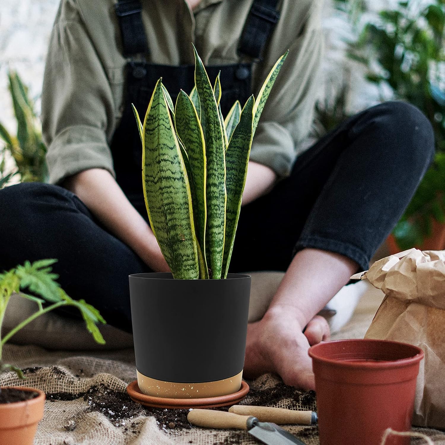 Set of 2 Decorative Planters 20.5 cm with Drainage Holes and Removable Bottom, Modern Plant Pots for Indoor and Outdoor Use (Dark Gray)