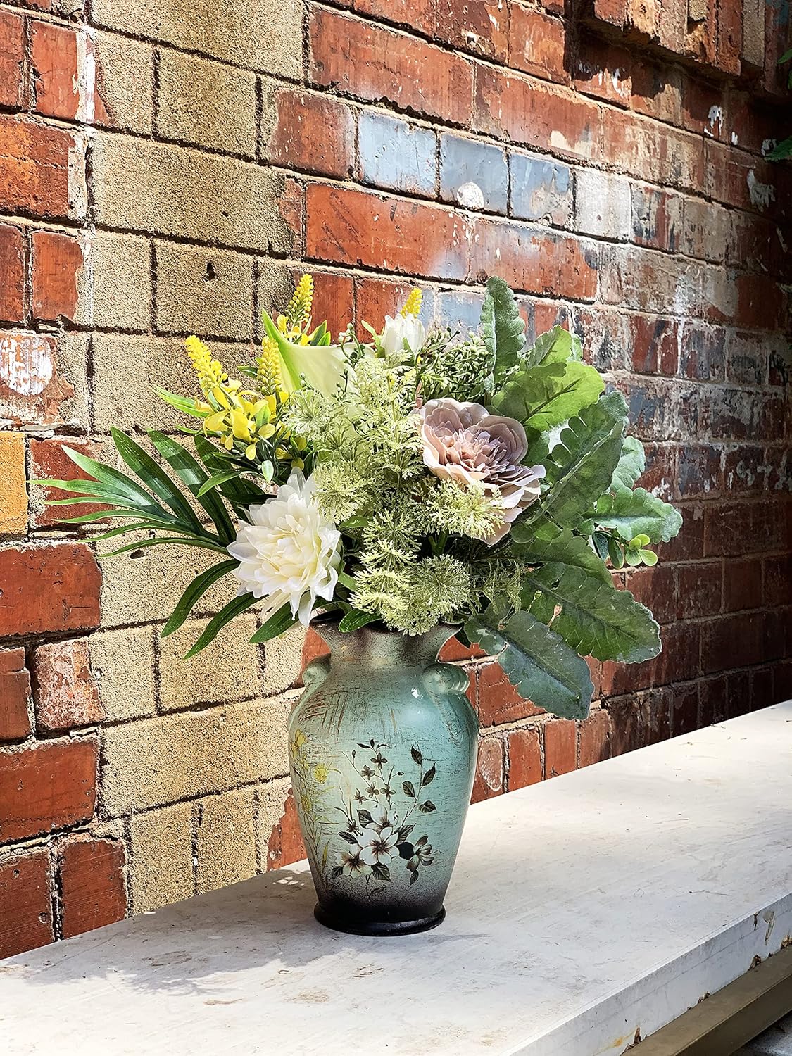 Künstliche Blumenarrangements in eleganter Keramikvase – Dekoration für Zuhause, Küche, Wohnzimmer, Esszimmer und Couchtisch im Bauernhaus-Stil (Grün)